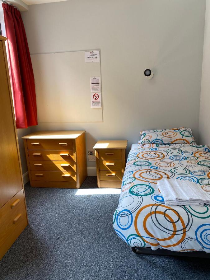 Charming Rooms For Students Only, Cricklewood Lane - Sk London Exterior photo