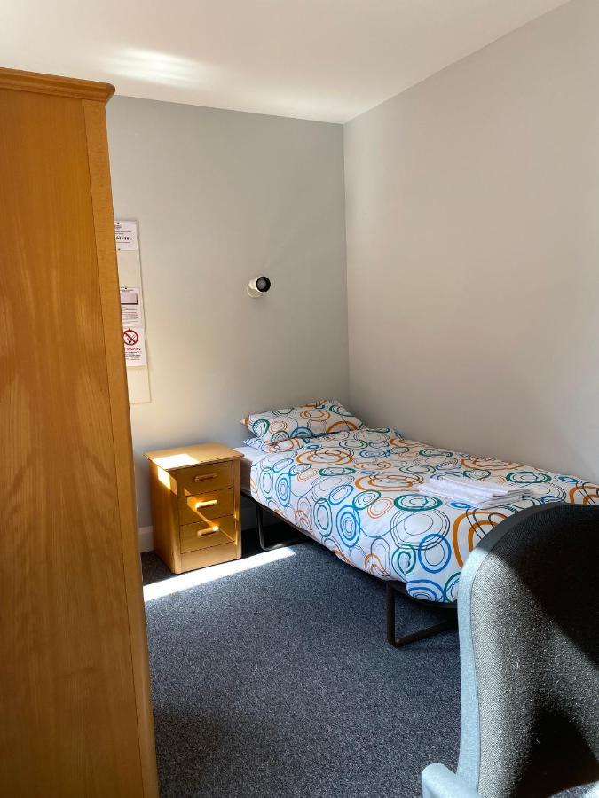 Charming Rooms For Students Only, Cricklewood Lane - Sk London Exterior photo